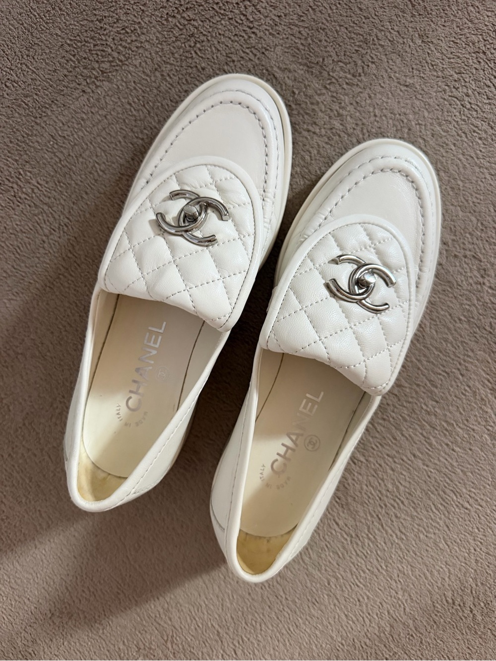 CHANEL White Quilted Leather Loafers with Silver CC Logo